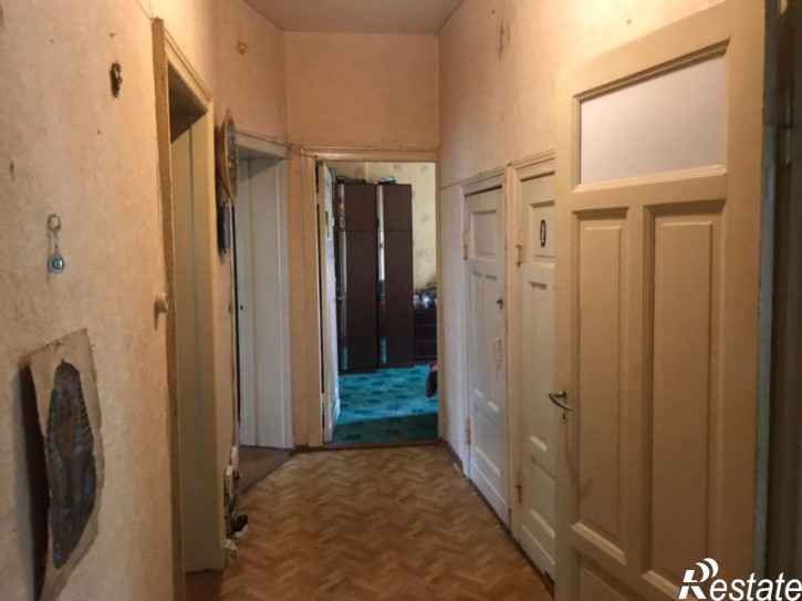 3-комн квартира Алябьева ул, 31