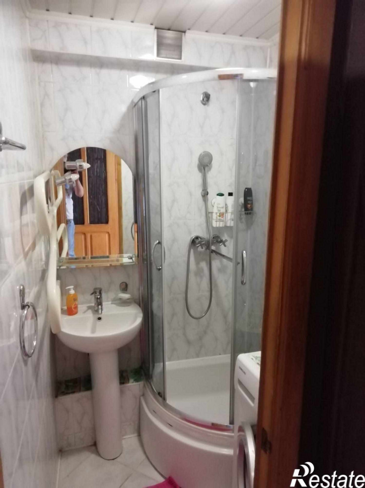 1-комн квартира 9 Апреля ул, 12