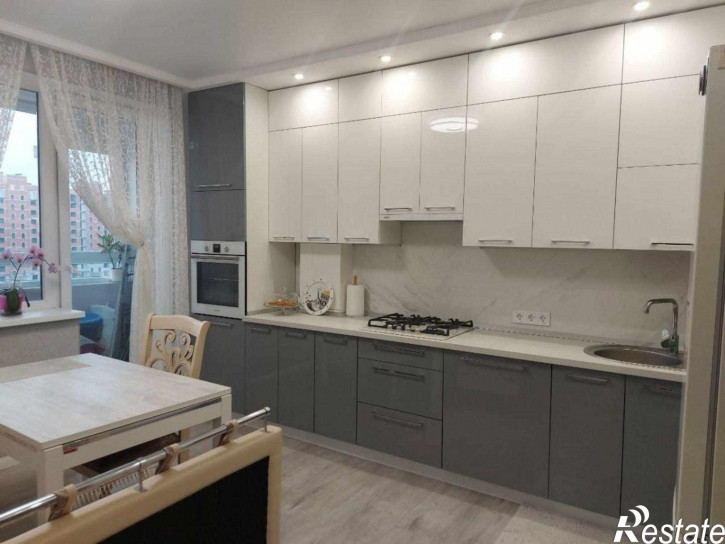 2-комн квартира У.Громовой ул, 131