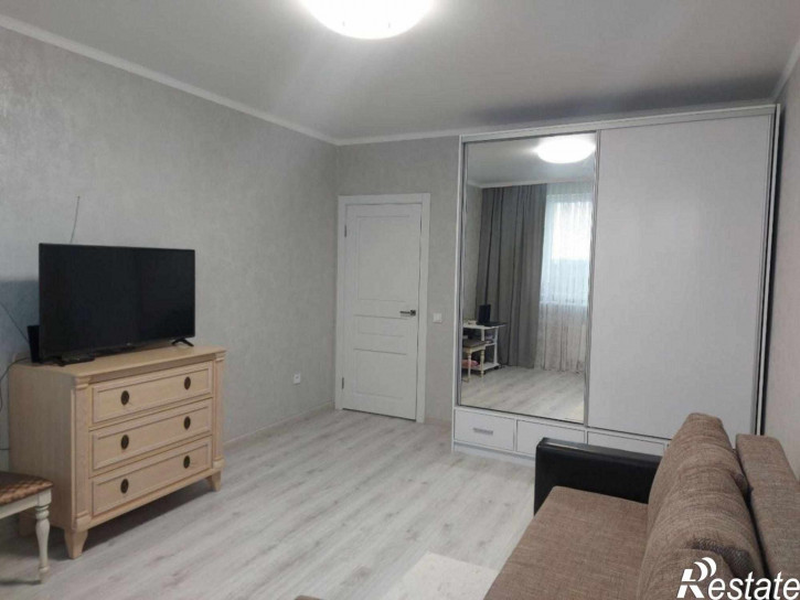 2-комн квартира У.Громовой ул, 131