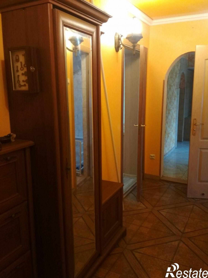 4-комн квартира Л.Толстого ул, 3