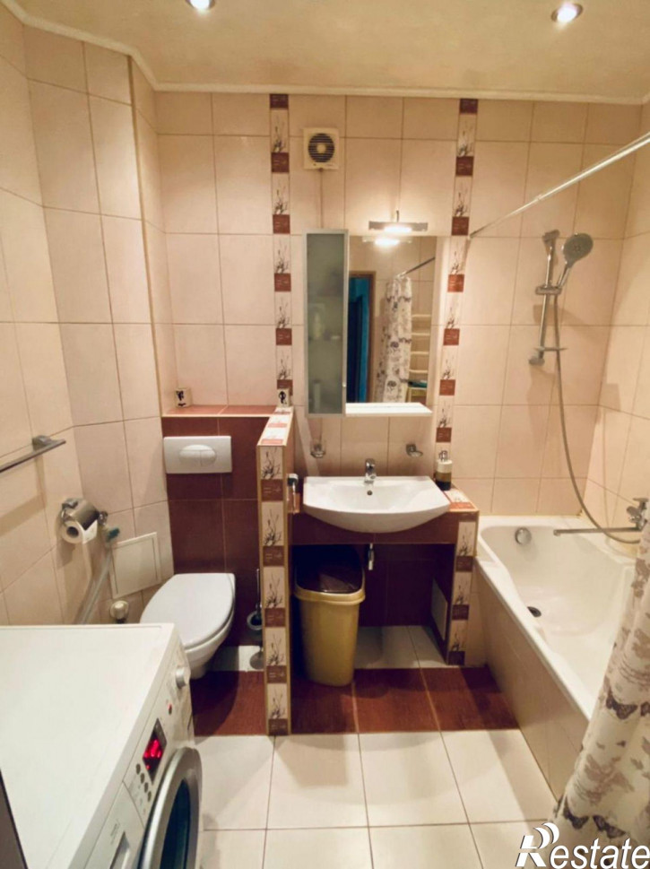2-комн квартира Колхозная ул, 15