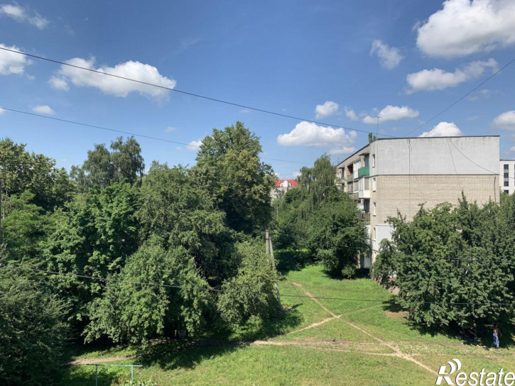 3-комн квартира Менделеева ул, 12а