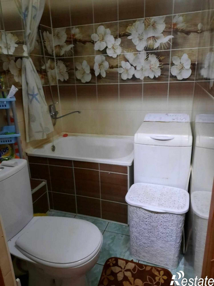 3-комн квартира Генерал-лейтенанта Захарова ул, 29