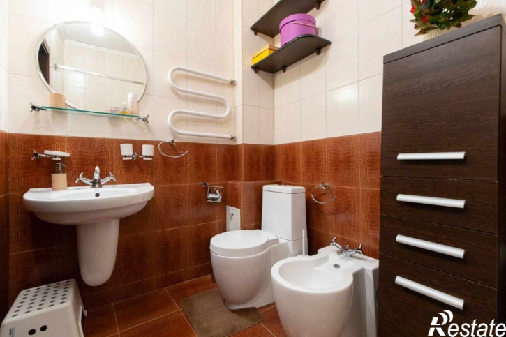 3-комн квартира Парковый пер, 6