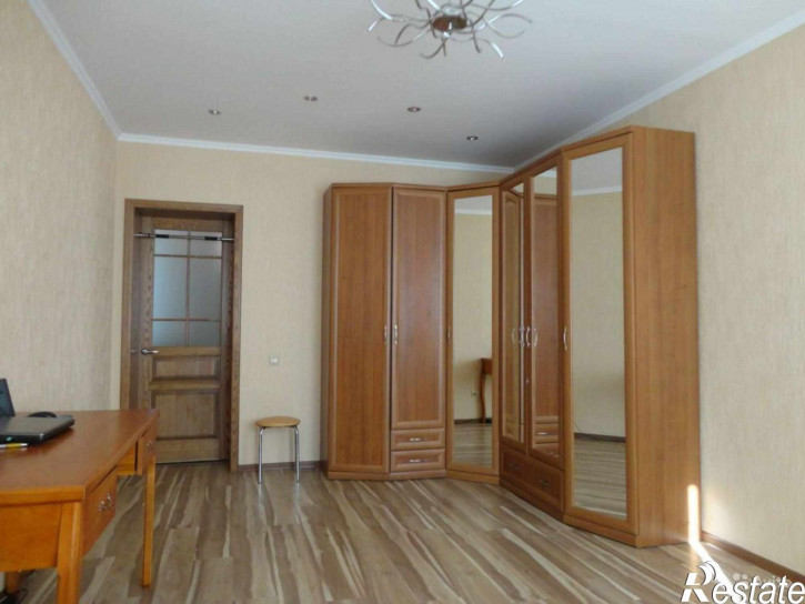 3-комн квартира Красная ул, 261
