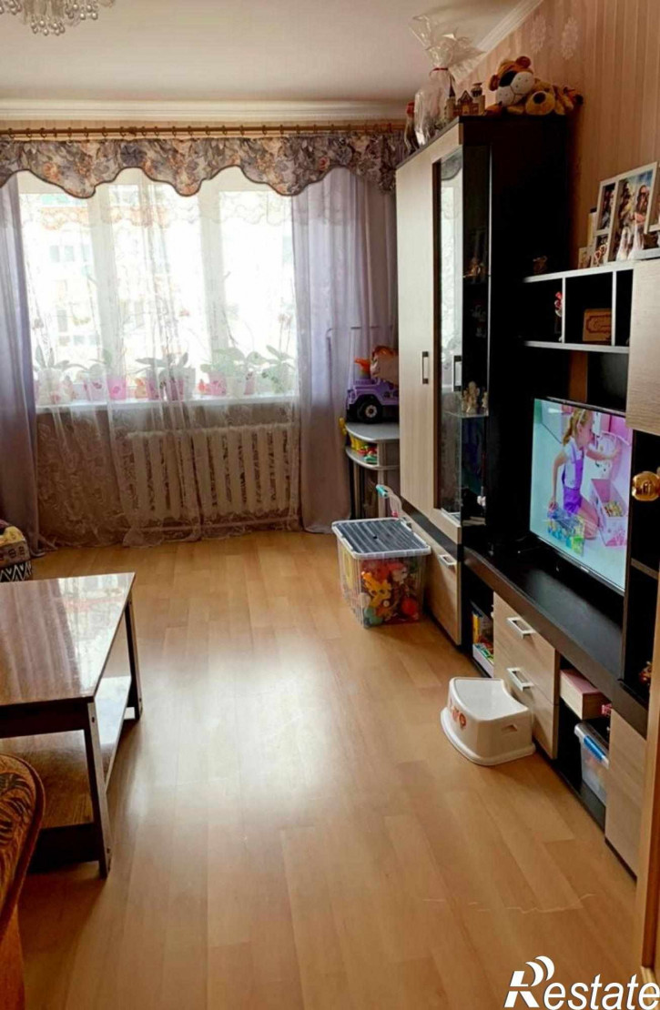 2-комн квартира Карташева ул, 28Е