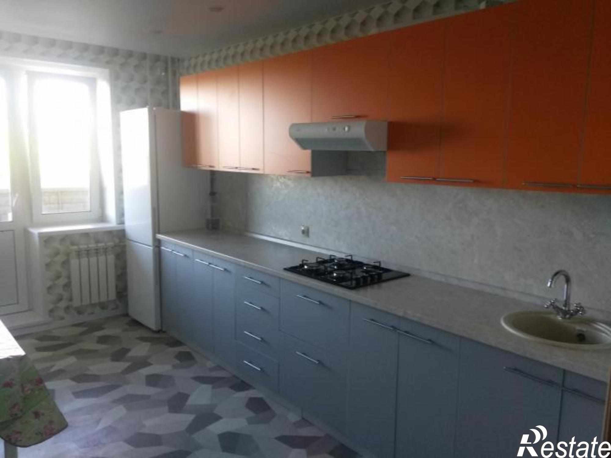 Сдать квартиру за 17 000 рублей на Новгородская ул, 36