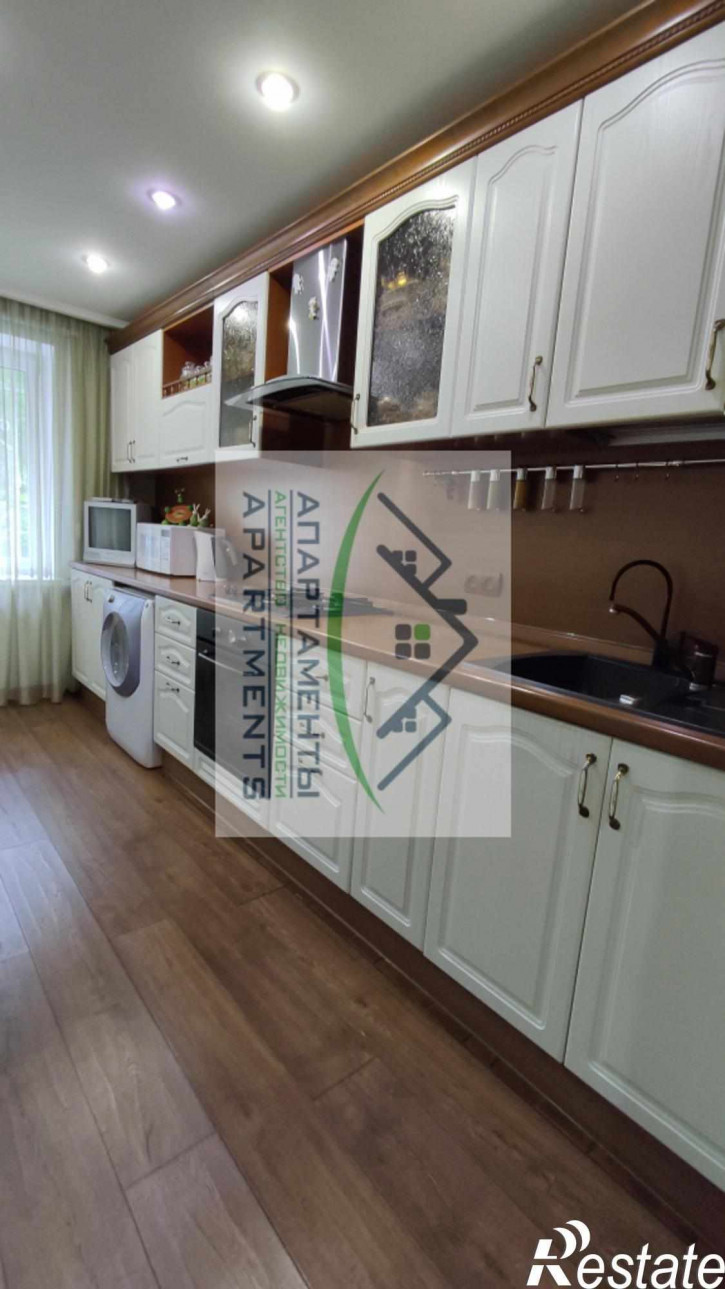 3-комн квартира Калинина пр-кт, 160