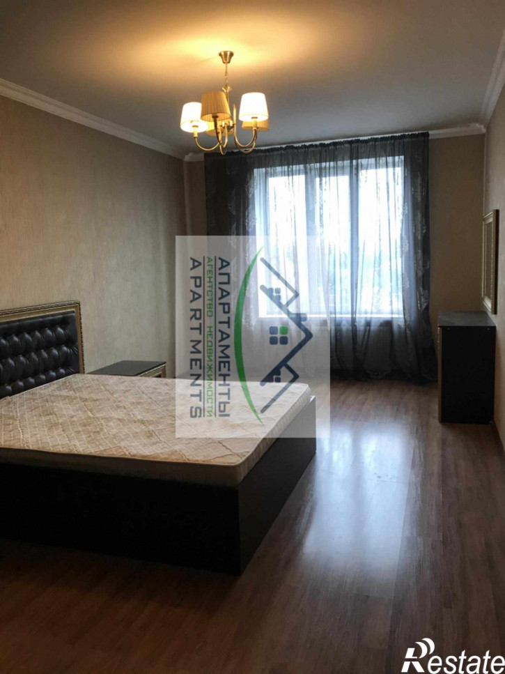 3-комн квартира Розы Люксембург ул, 42