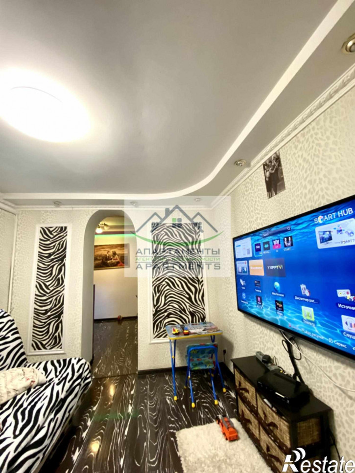3-комн квартира Крайнего ул, 79