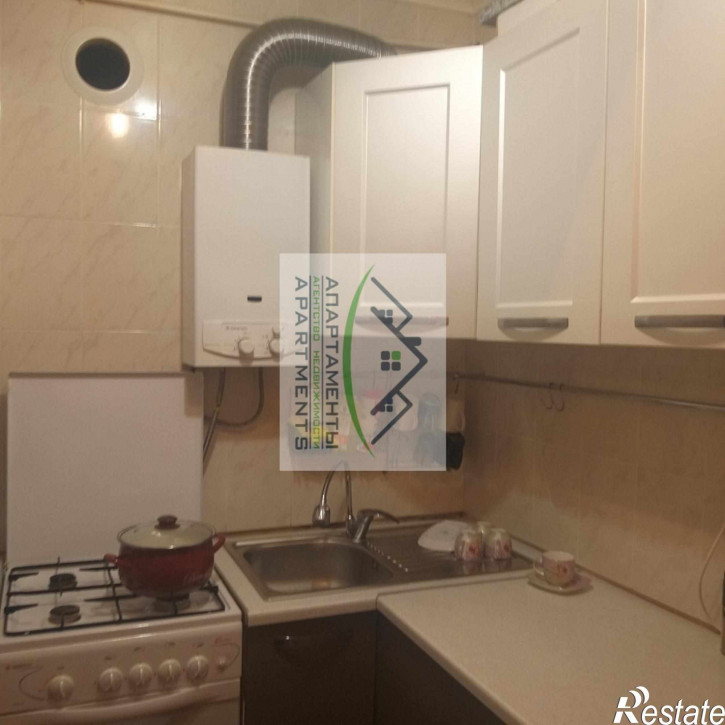 3-комн квартира Крайнего ул, 90
