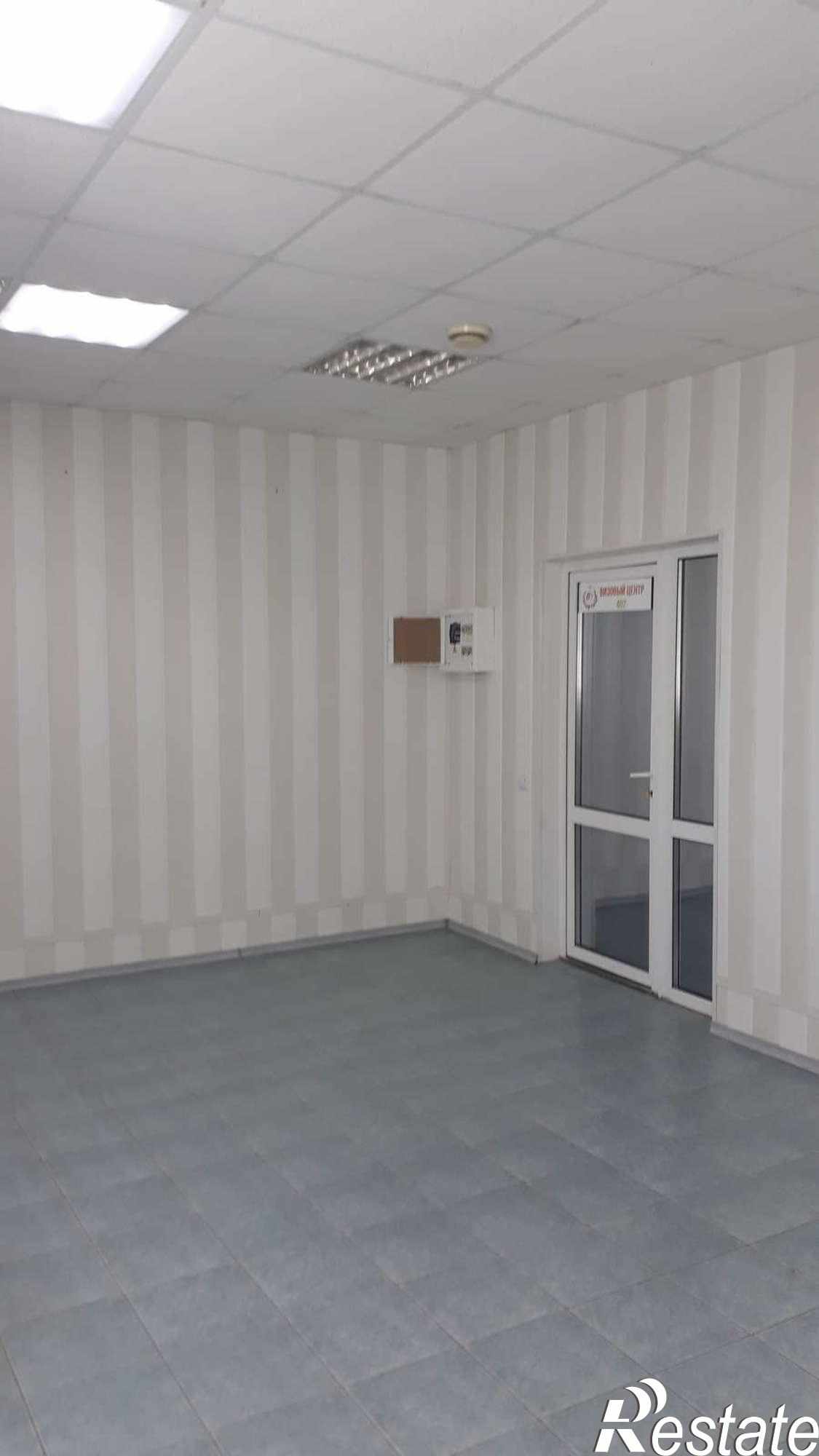 Сдать офис, помещение под офис за 20 000 рублей на Свято-Троицкий бульвар, 17