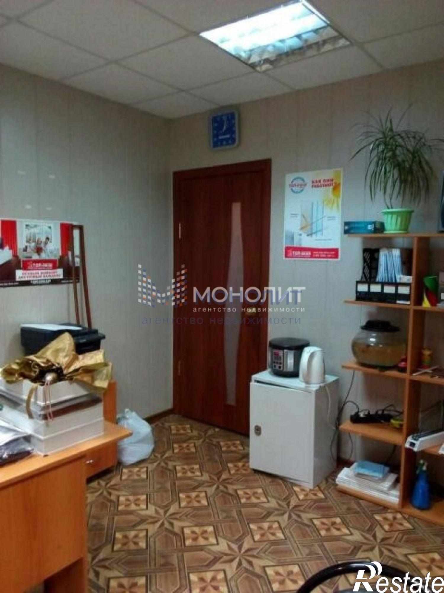 Купить торговое помещение за 5 000 000 рублей на Нартова ул, 15