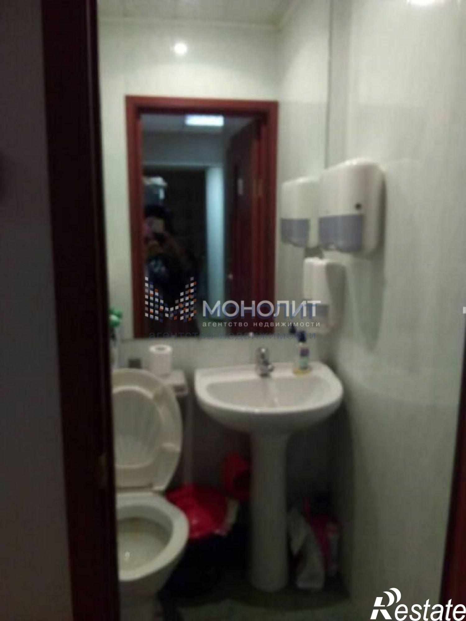 Купить торговое помещение за 5 000 000 рублей на Нартова ул, 15