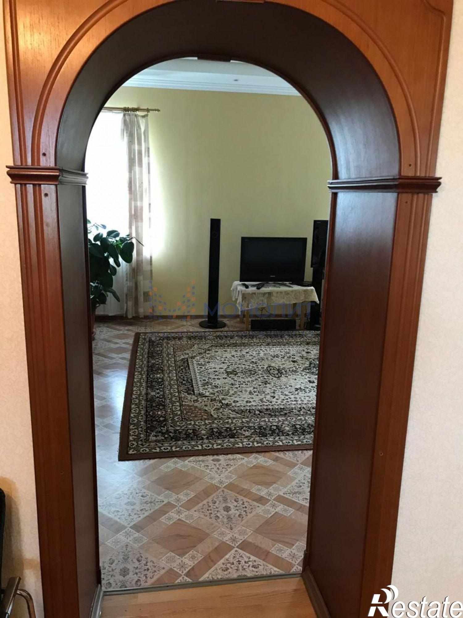 Купить дачу, дом, коттедж за 11 000 000 рублей на Строительная ул