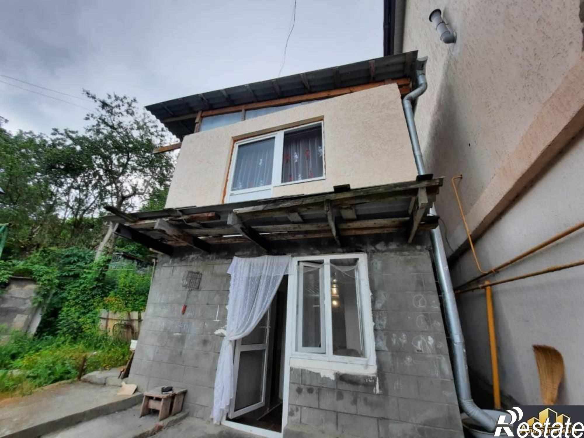 Купить дачу, дом, коттедж за 16 000 000 рублей на Войкова ул.