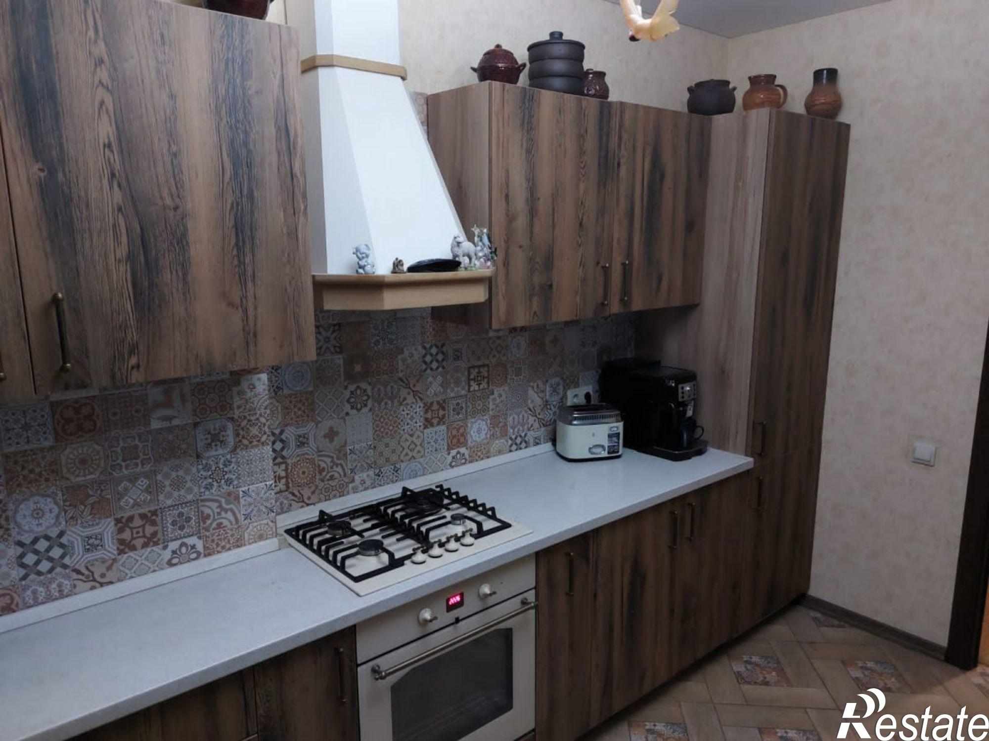 Купить квартиру за 10 300 000 рублей на Прохладная ул, 3