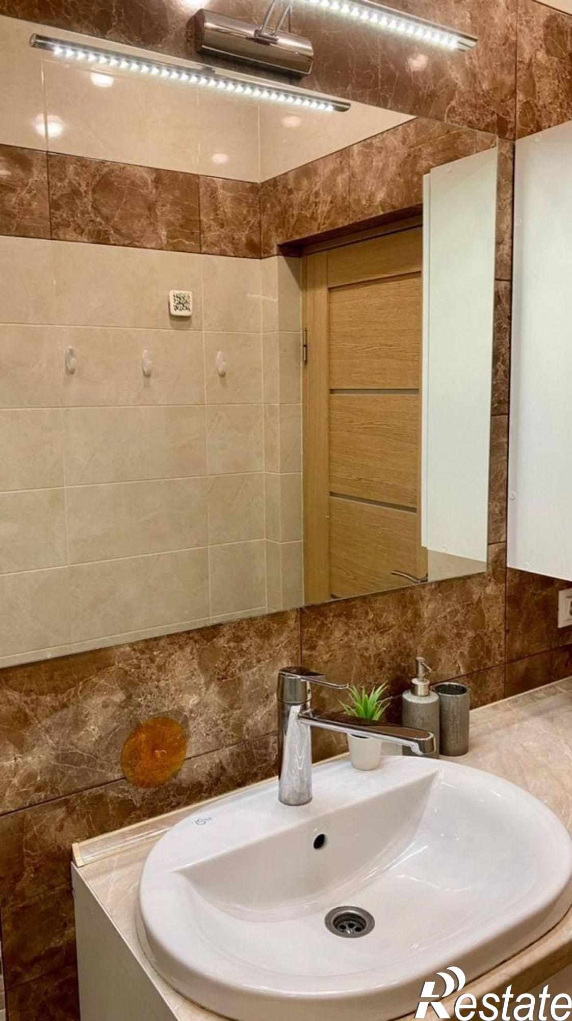 Купить квартиру за 8 350 000 рублей на Виктора Денисова ул, 12