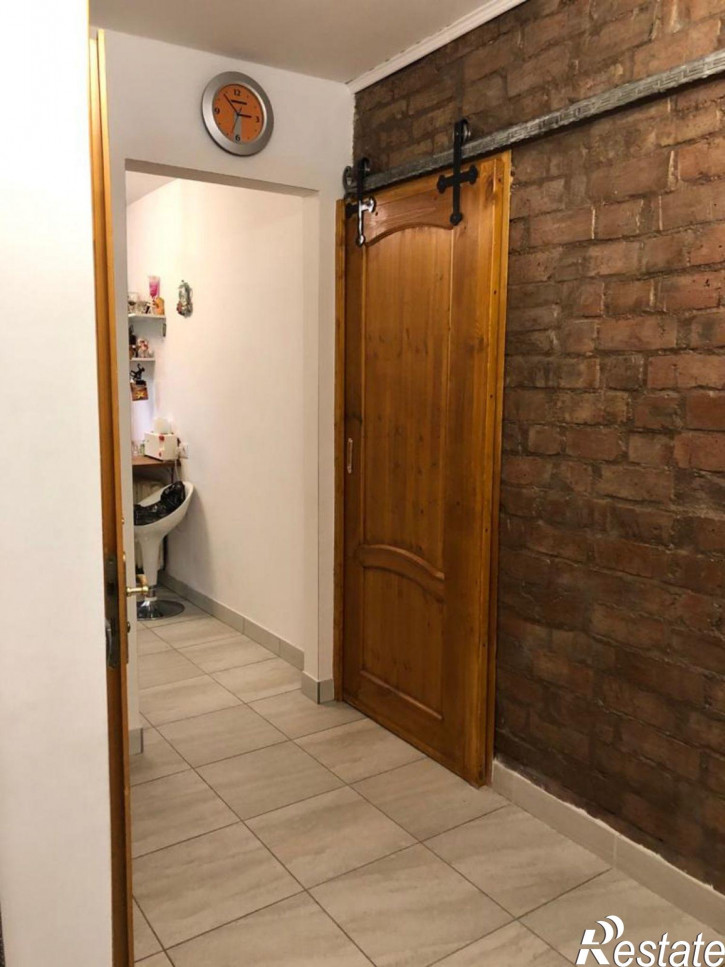 4-комн квартира Алябьева ул, 22