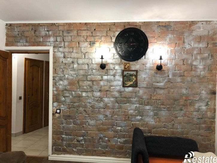 4-комн квартира Алябьева ул, 22