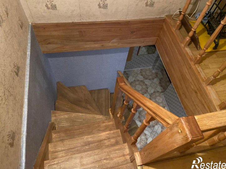 3-комн квартира Стекольная ул, 33