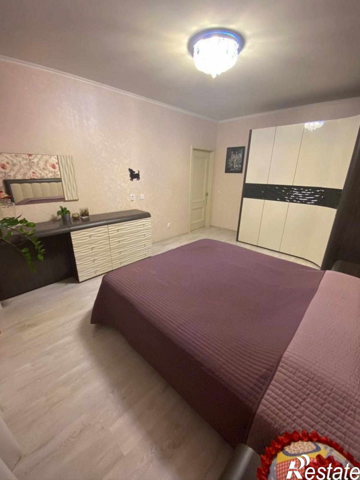 2-комн квартира Виктора Денисова ул, 12