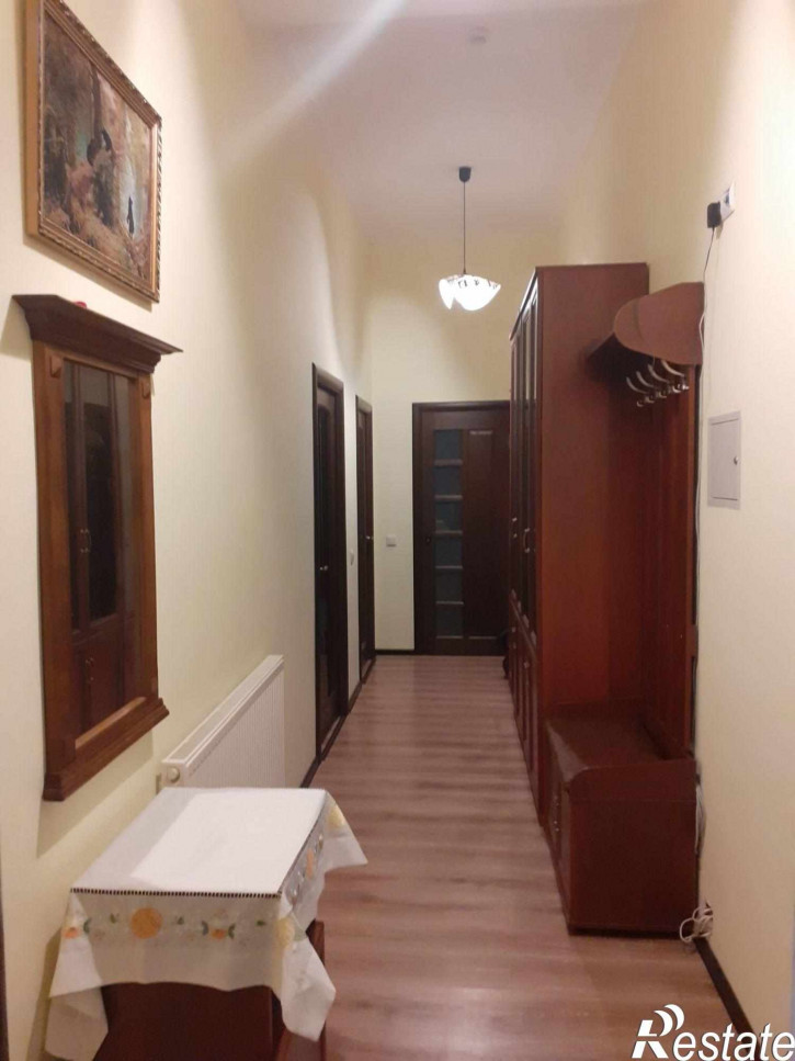 2-комн квартира Октябрьская пл, 34