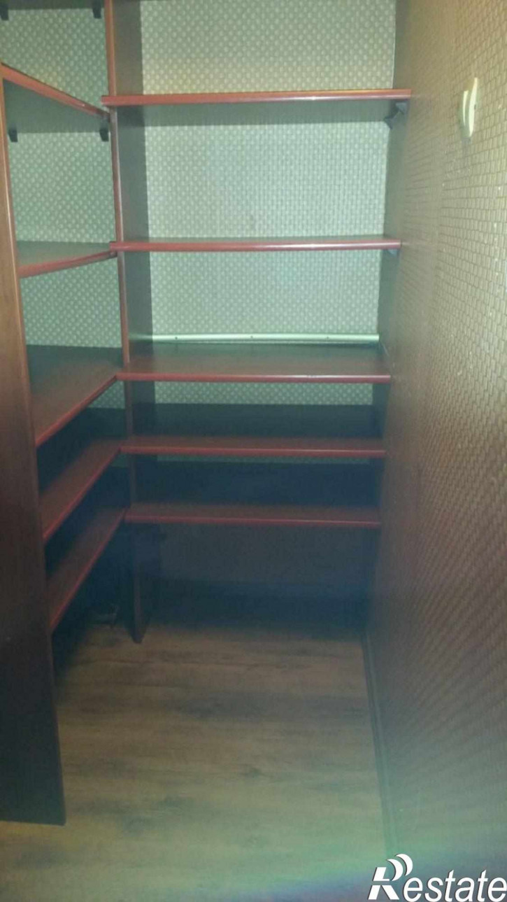 3-комн квартира Тобольская ул, 31