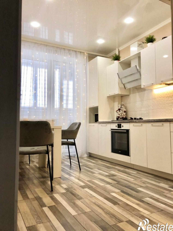 2-комн квартира Н.Карамзина ул, 36