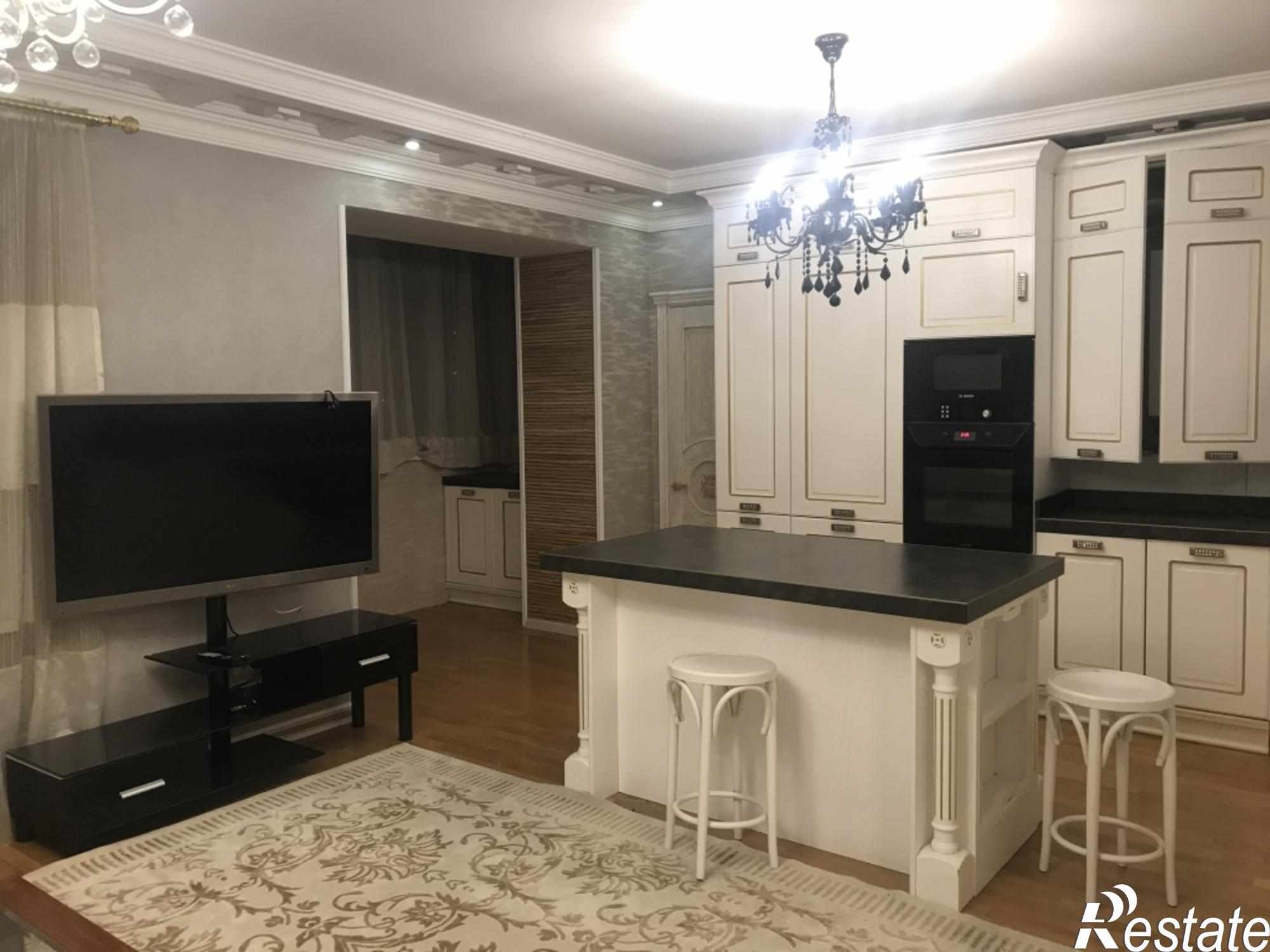 Купить квартиру за 12 500 000 рублей на Бунимовича ул, 19