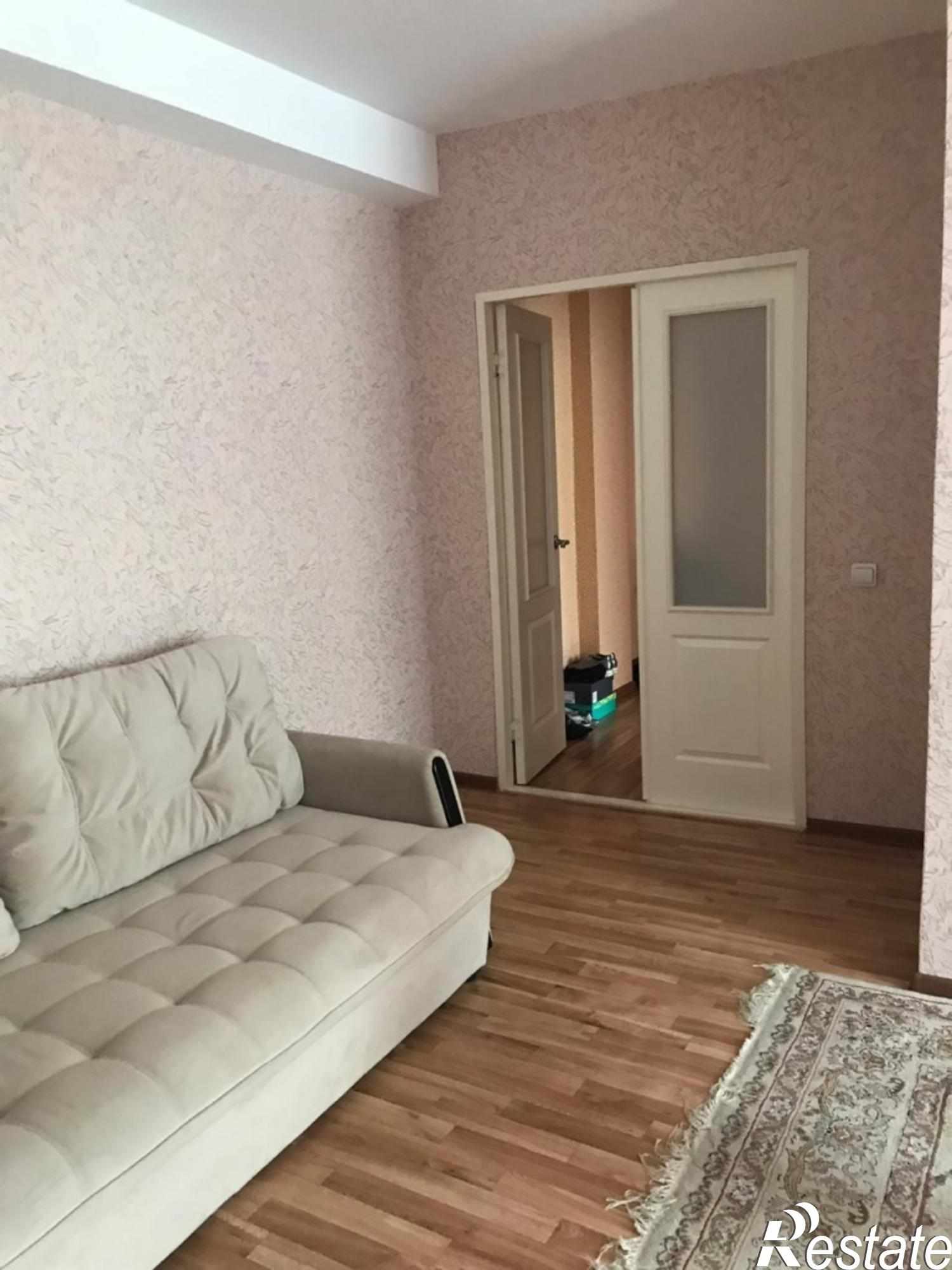 Купить квартиру за 5 000 000 рублей на Булгакова ул, 9