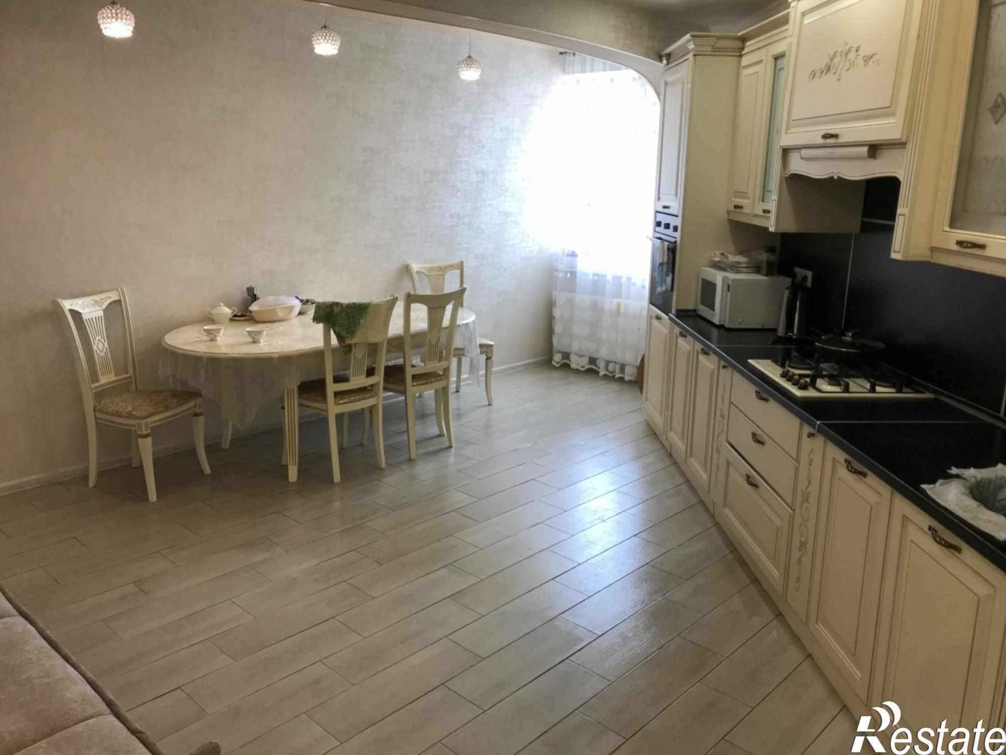Купить квартиру за 10 500 000 рублей на Московская ул, 97