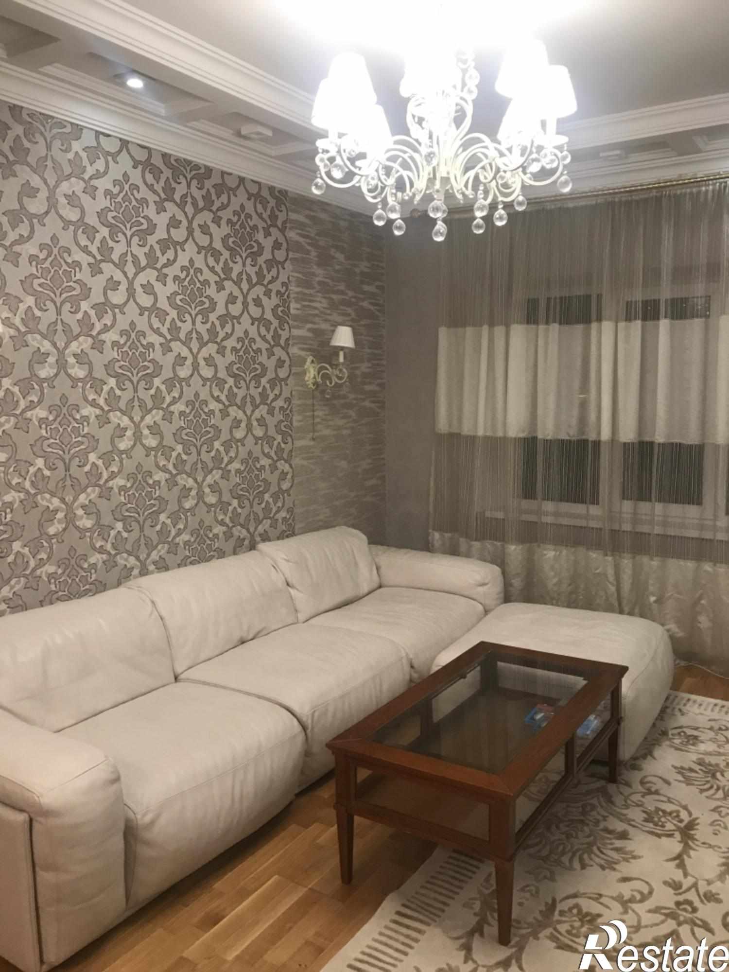 Купить квартиру за 12 500 000 рублей на Бунимовича ул, 19