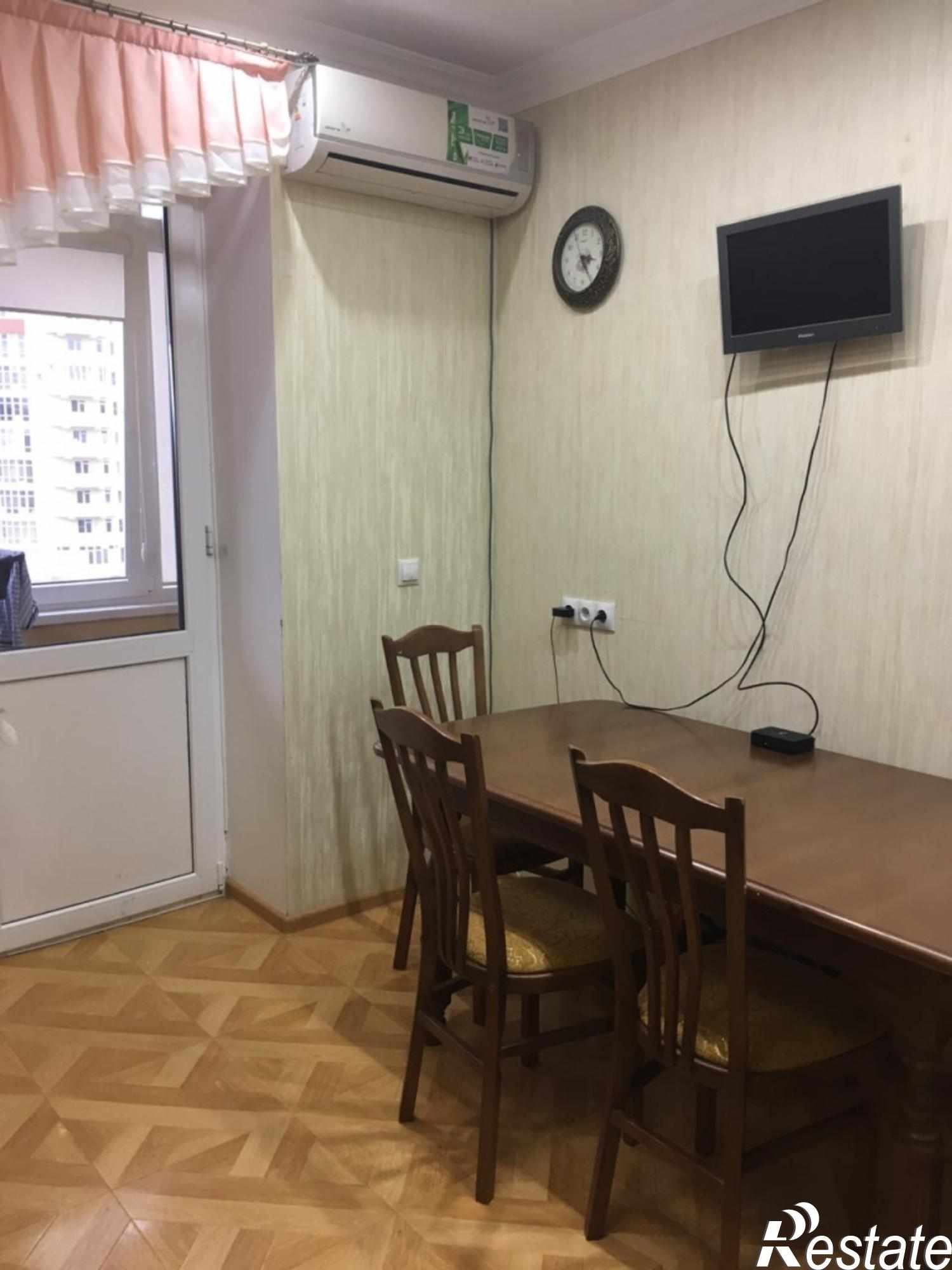 Купить квартиру за 4 500 000 рублей на Кипарисовая ул, 2,корп.2