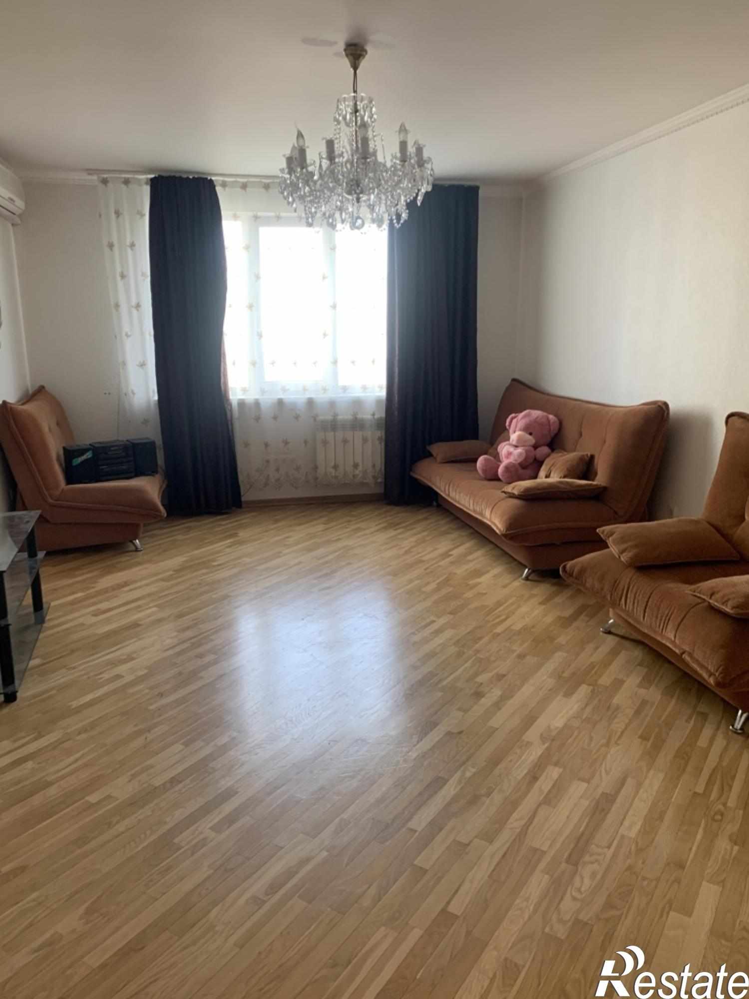 Купить квартиру за 8 500 000 рублей на Дунаевского ул, 92к2