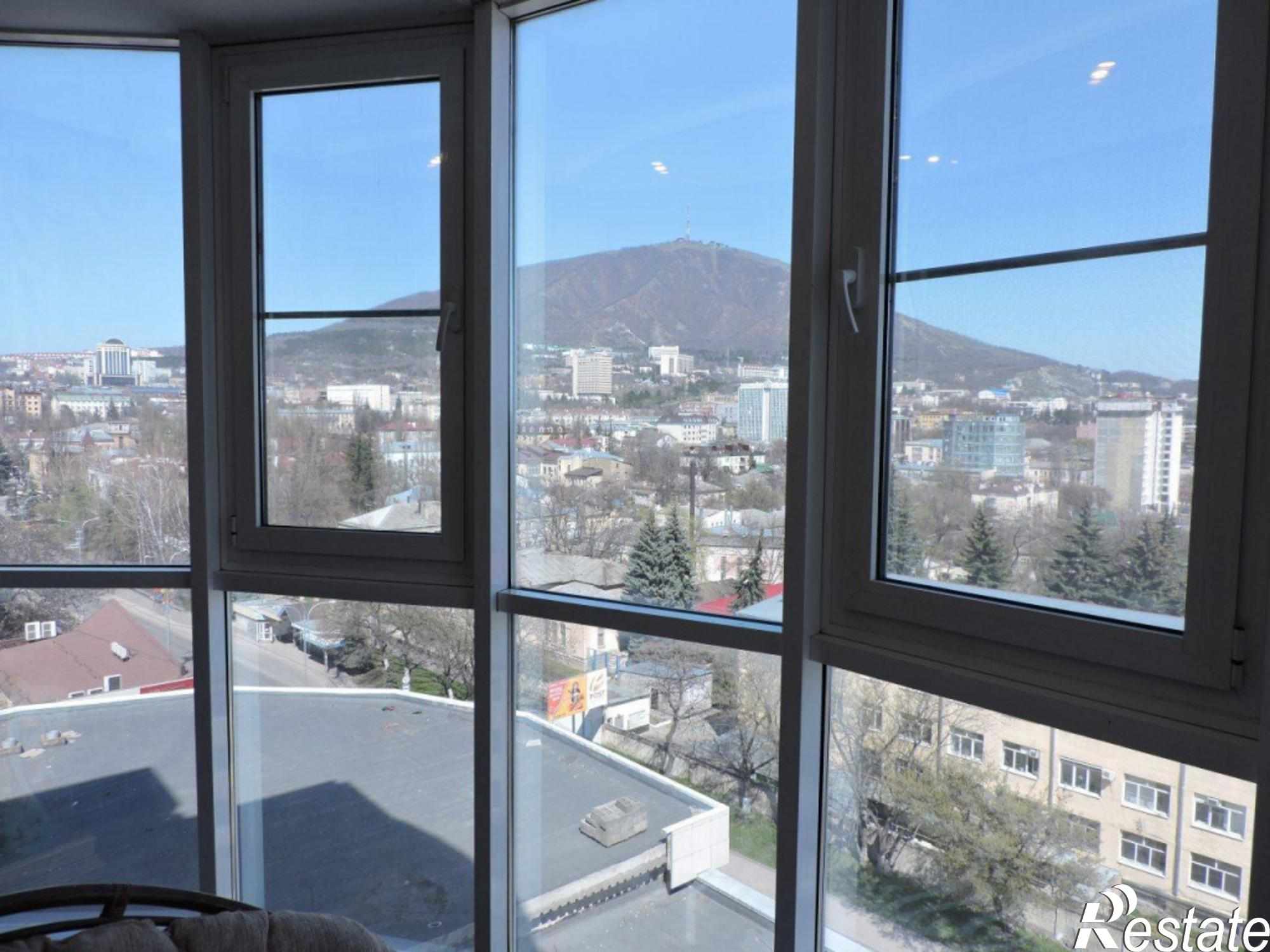 Купить квартиру за 11 200 000 рублей на Дунаевского ул, 1