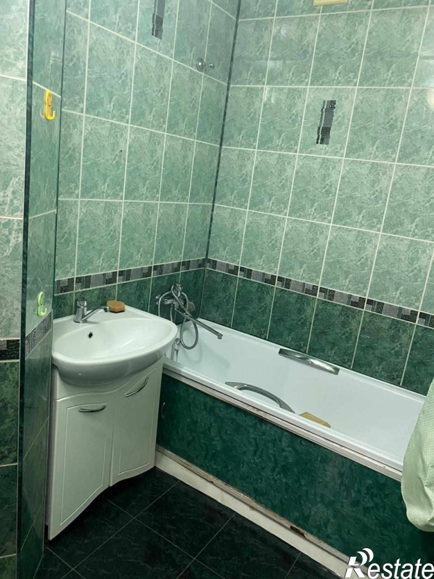 Купить квартиру за 5 100 000 рублей на Адмиральского ул