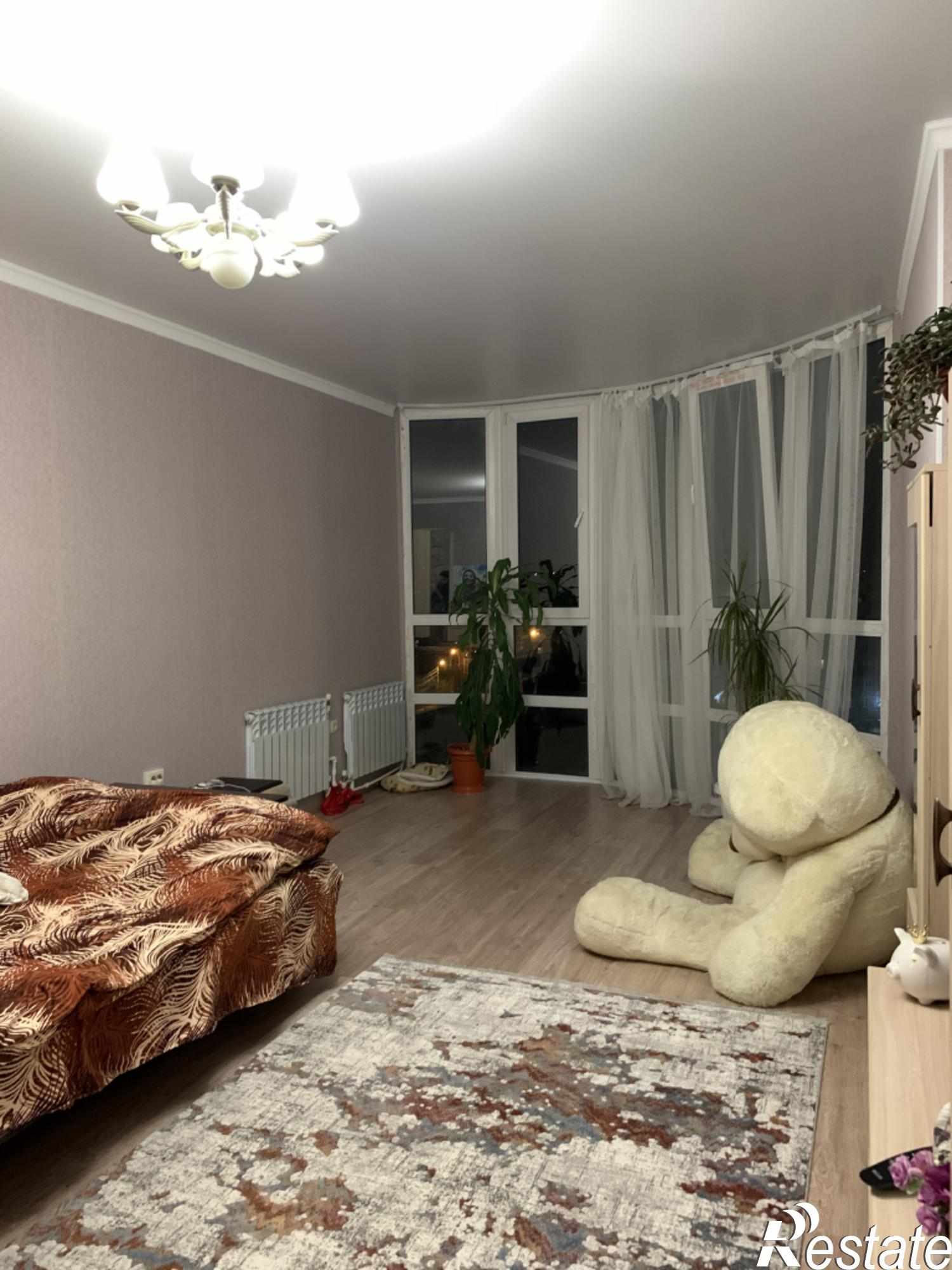 Купить квартиру за 5 100 000 рублей на Нежнова ул, 52