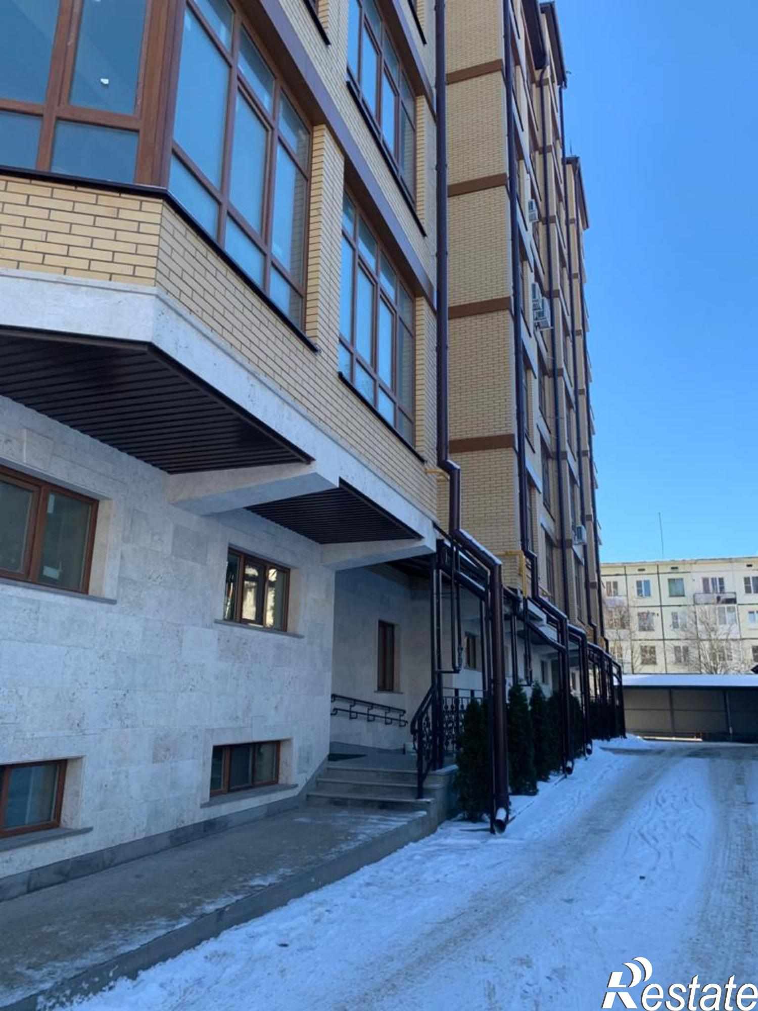 Купить квартиру за 10 000 000 рублей на Московская ул, 94