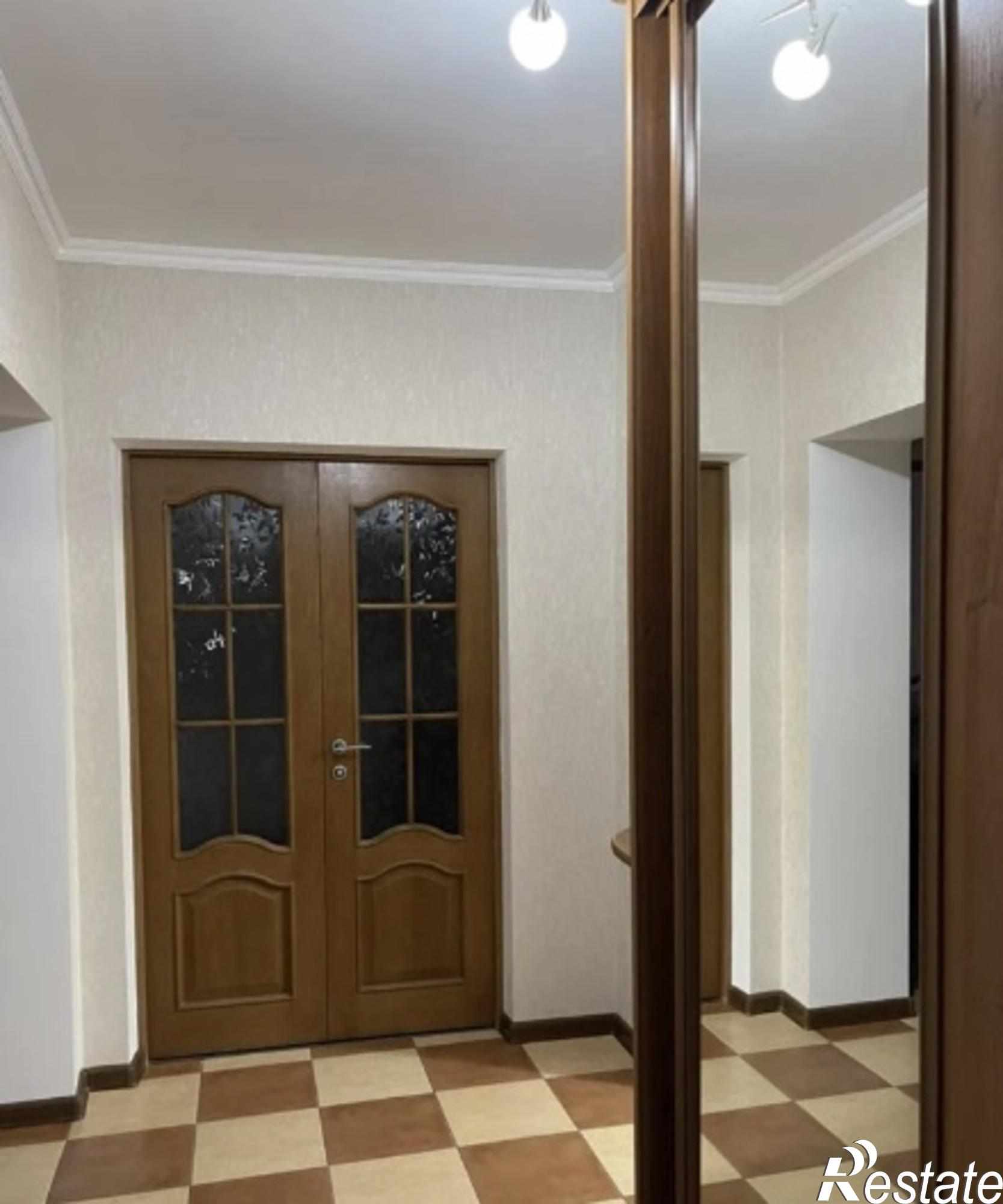 Купить квартиру за 9 800 000 рублей на Пестова ул, 36/2