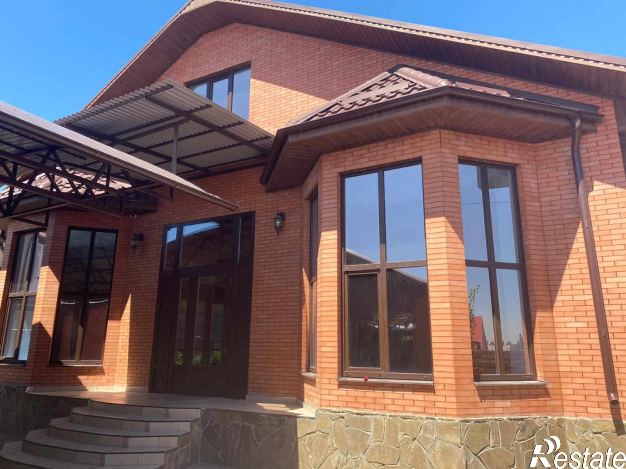 Купить дачу, дом, коттедж за 18 000 000 рублей на Звездный пер, 17