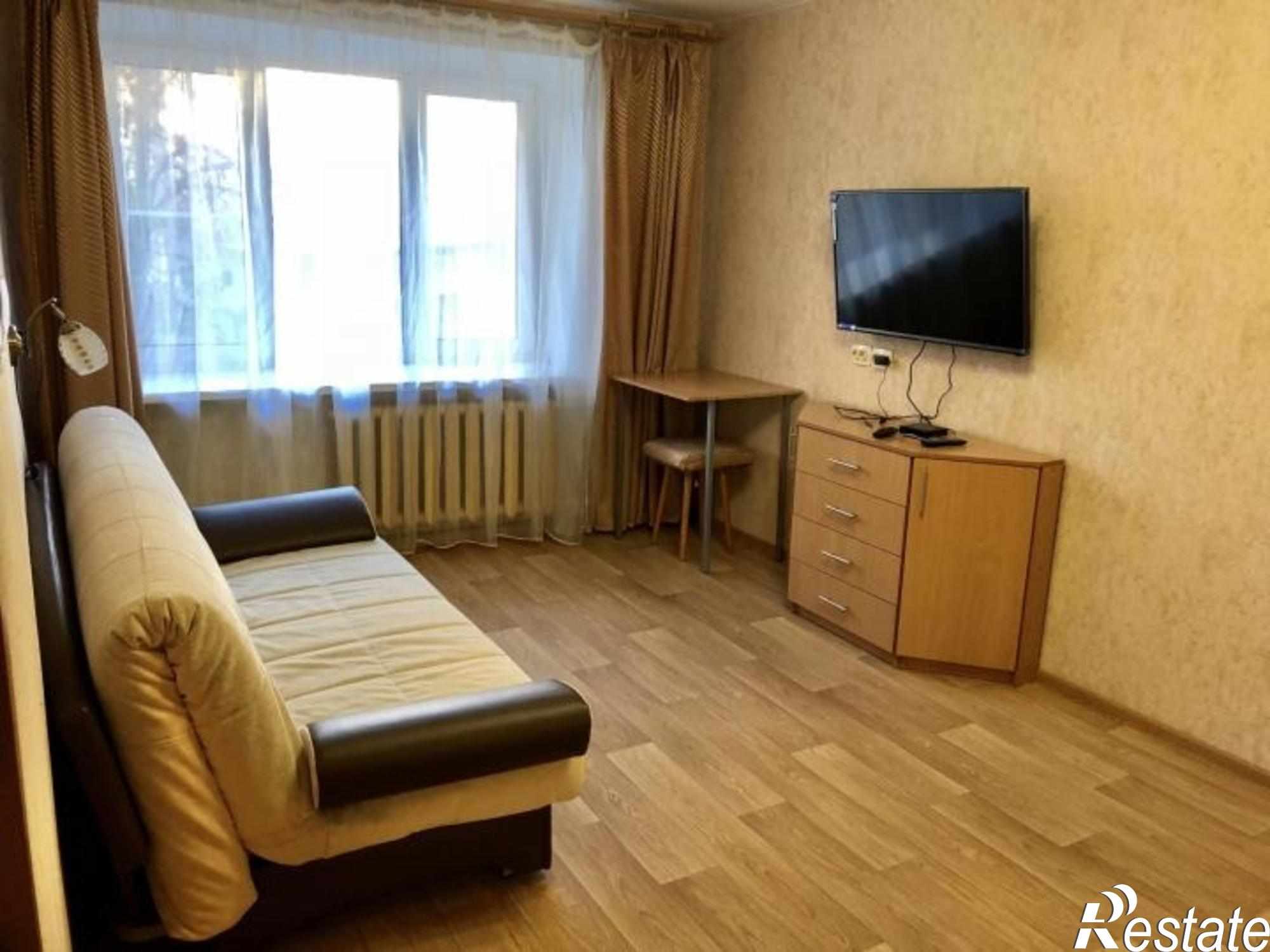 Сдать квартиру за 15 000 рублей на Почаевская ул, 10