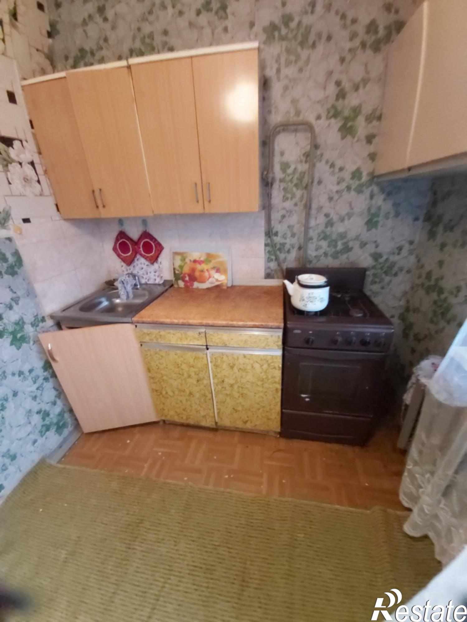 Сдать квартиру за 12 000 рублей на Комиссарова ул, 25
