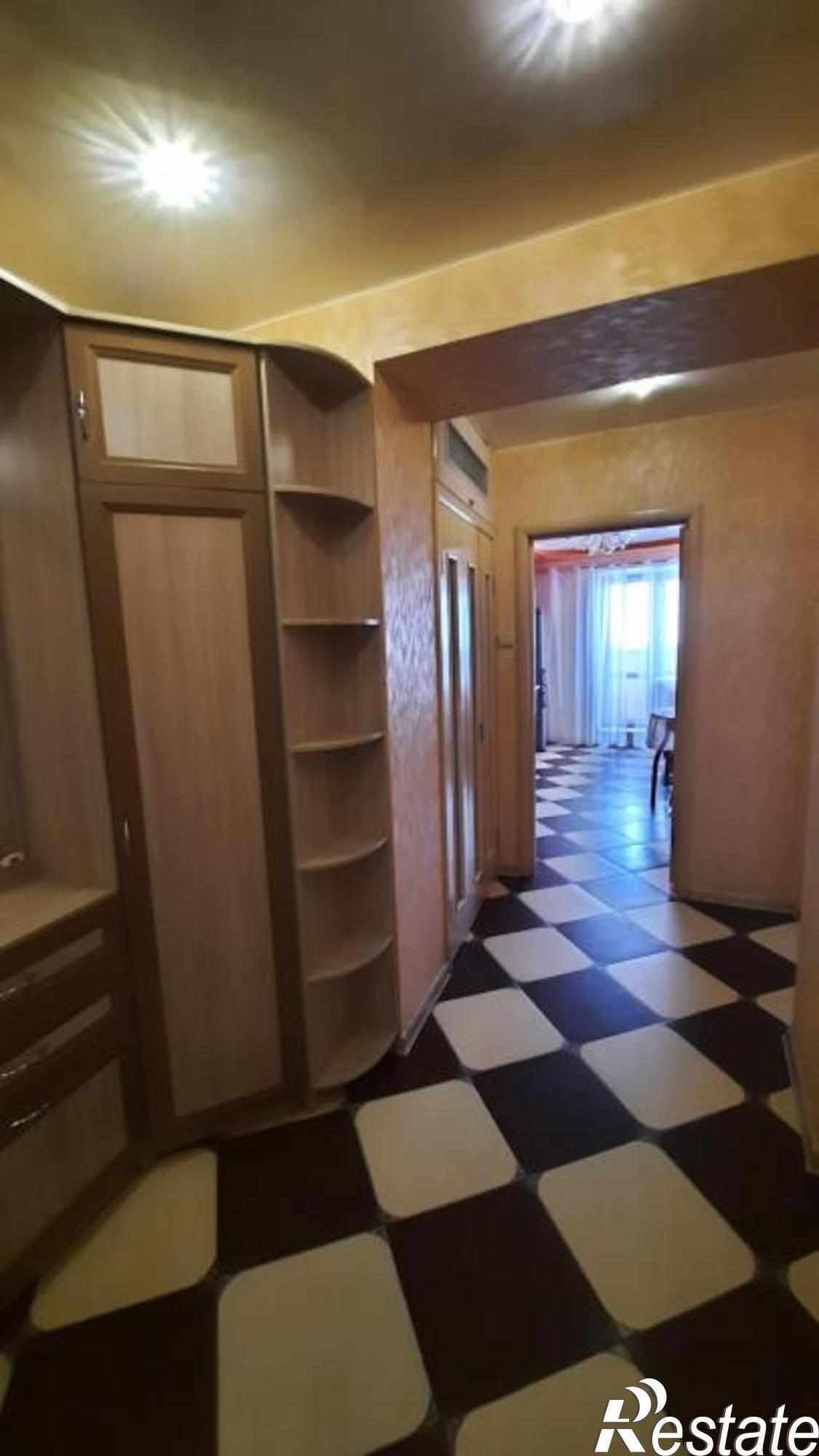 Сдать квартиру за 20 000 рублей на Пугачева ул, 62