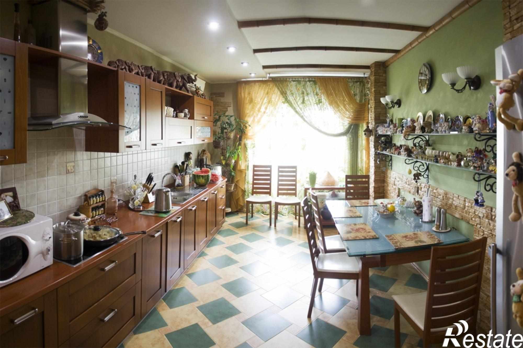 Купить дачу, дом, коттедж за 18 000 000 рублей на Урицкого ул
