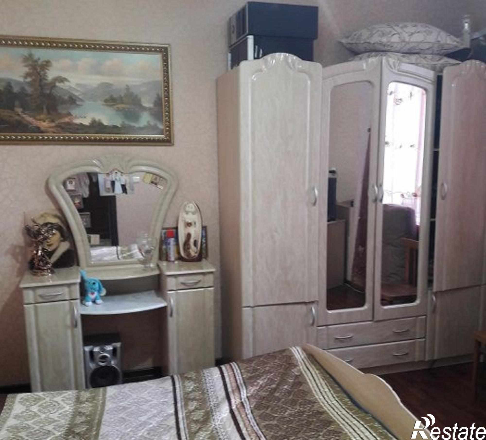 Купить квартиру за 1 890 000 рублей на Батайск