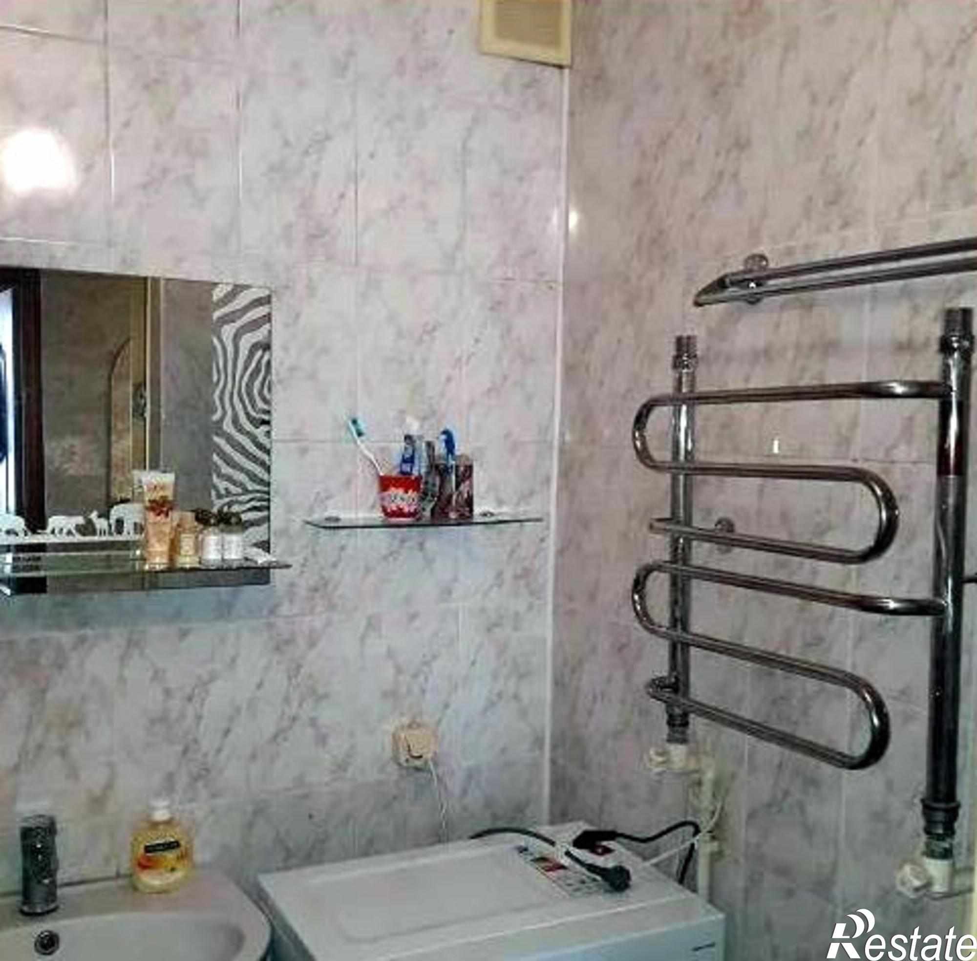 Купить квартиру за 2 350 000 рублей на К.Цеткин ул