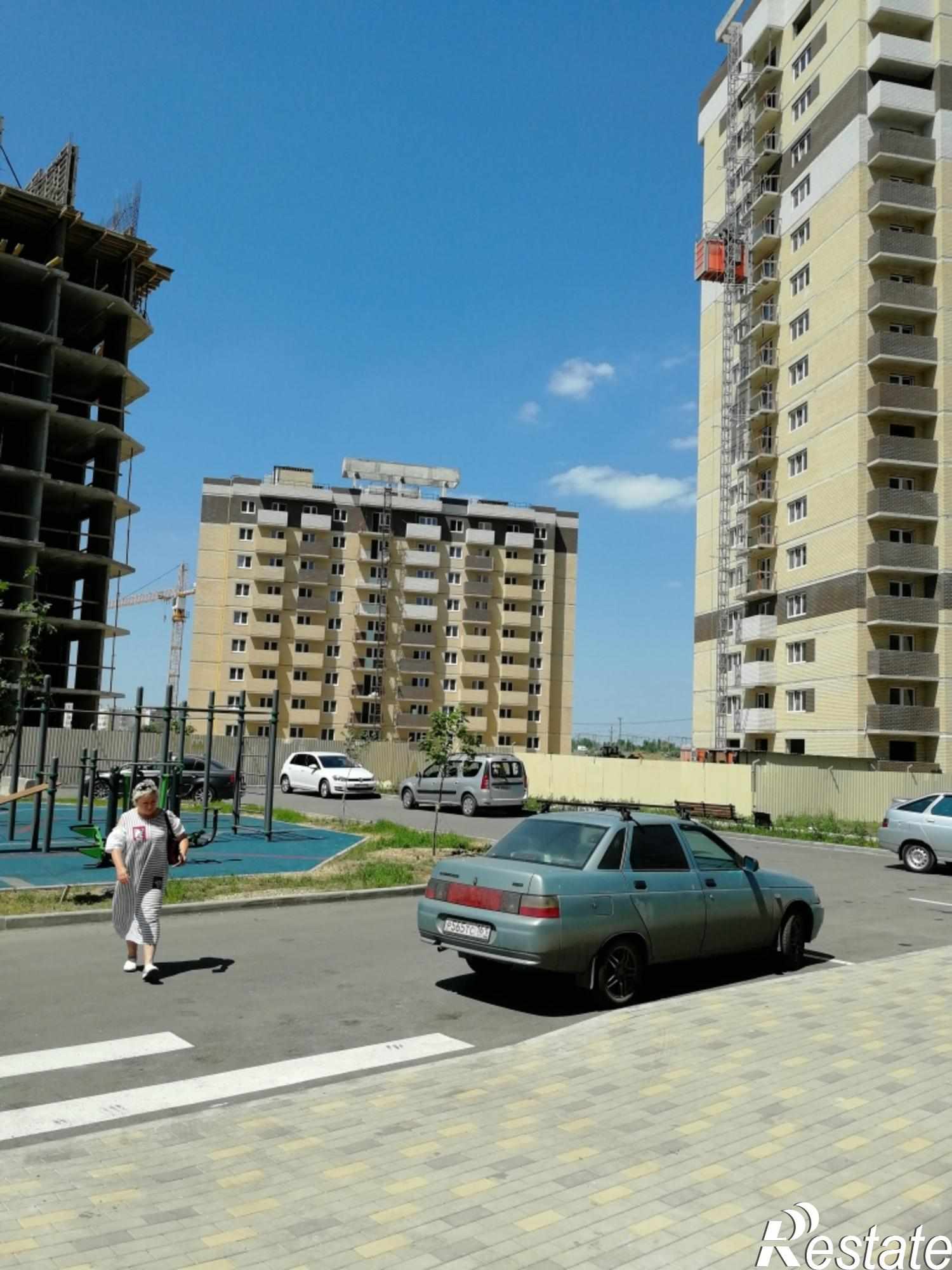 Купить квартиру за 3 776 600 рублей на Ленинградская ул