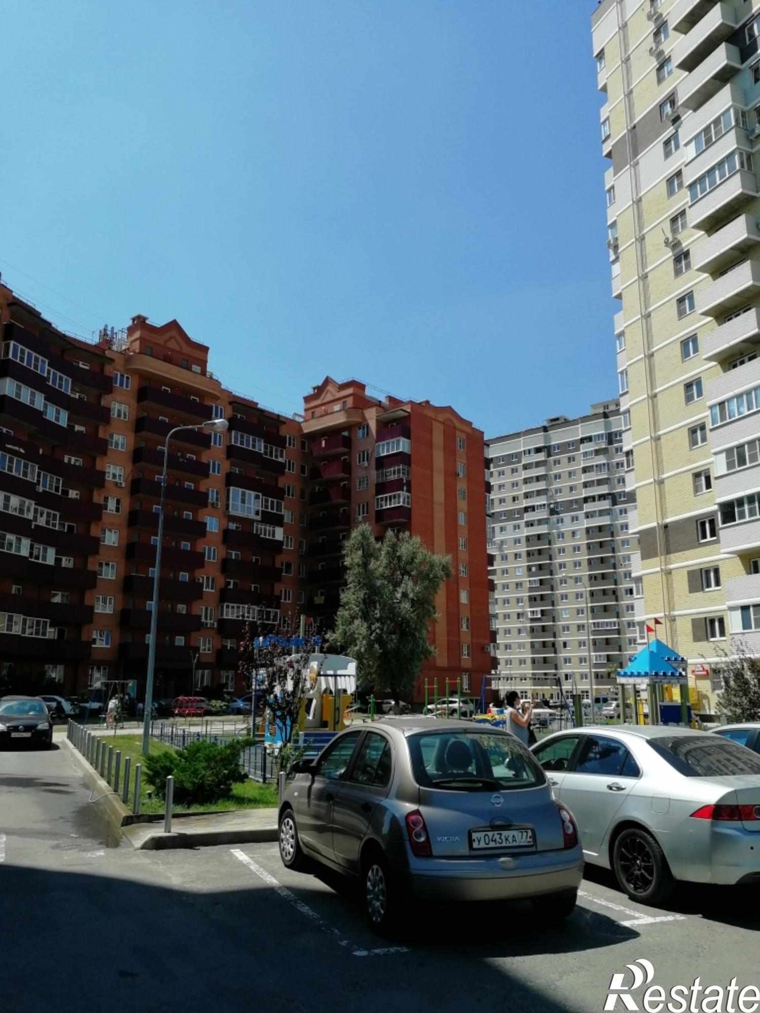 Купить квартиру за 3 776 600 рублей на Ленинградская ул